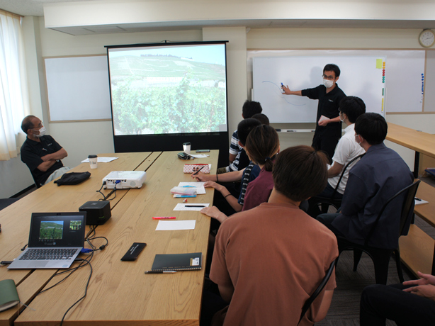 フランスのワイナリーの様子を知りました